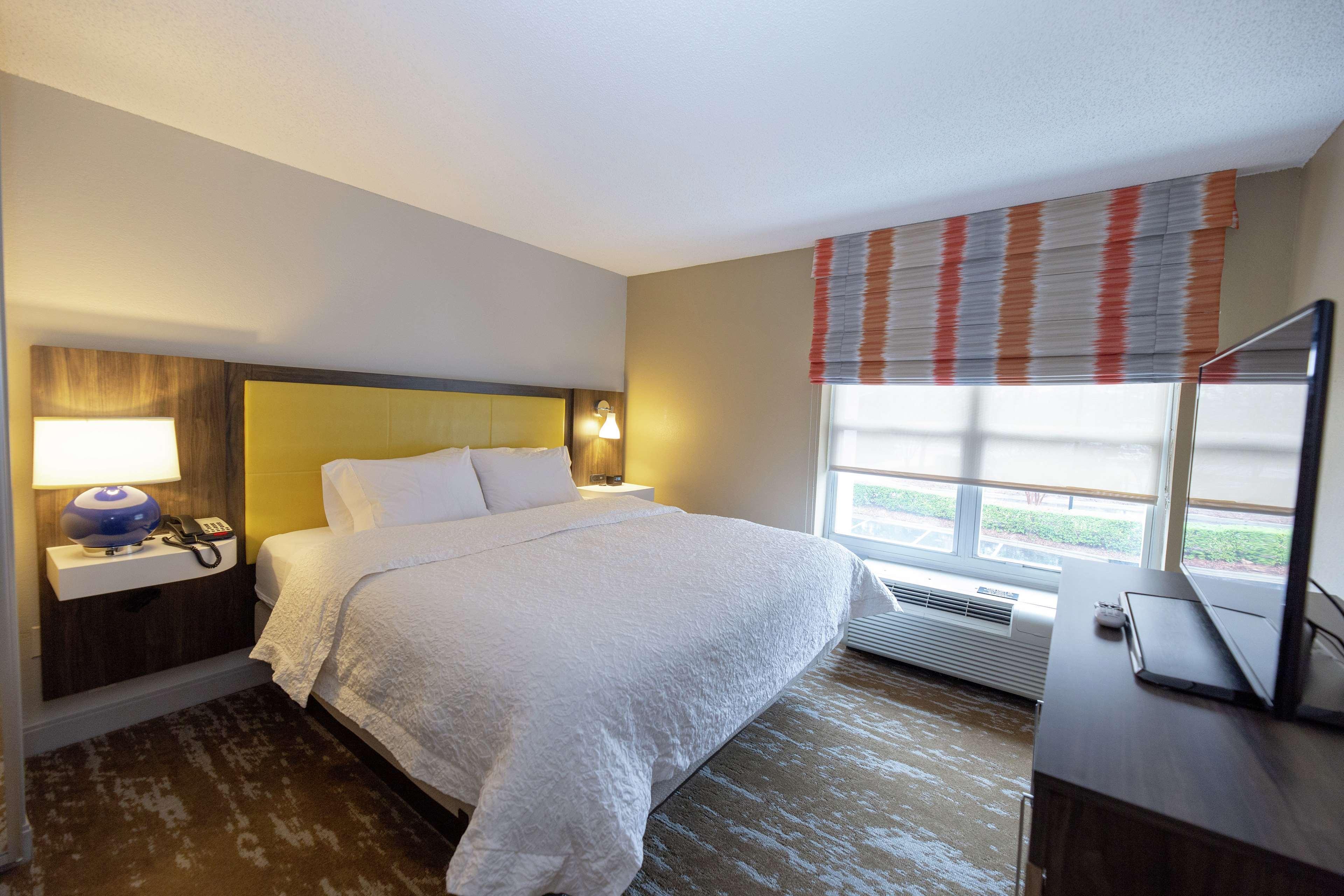 Hampton Inn & Suites Raleigh Cary Lenovo Center Exteriér fotografie