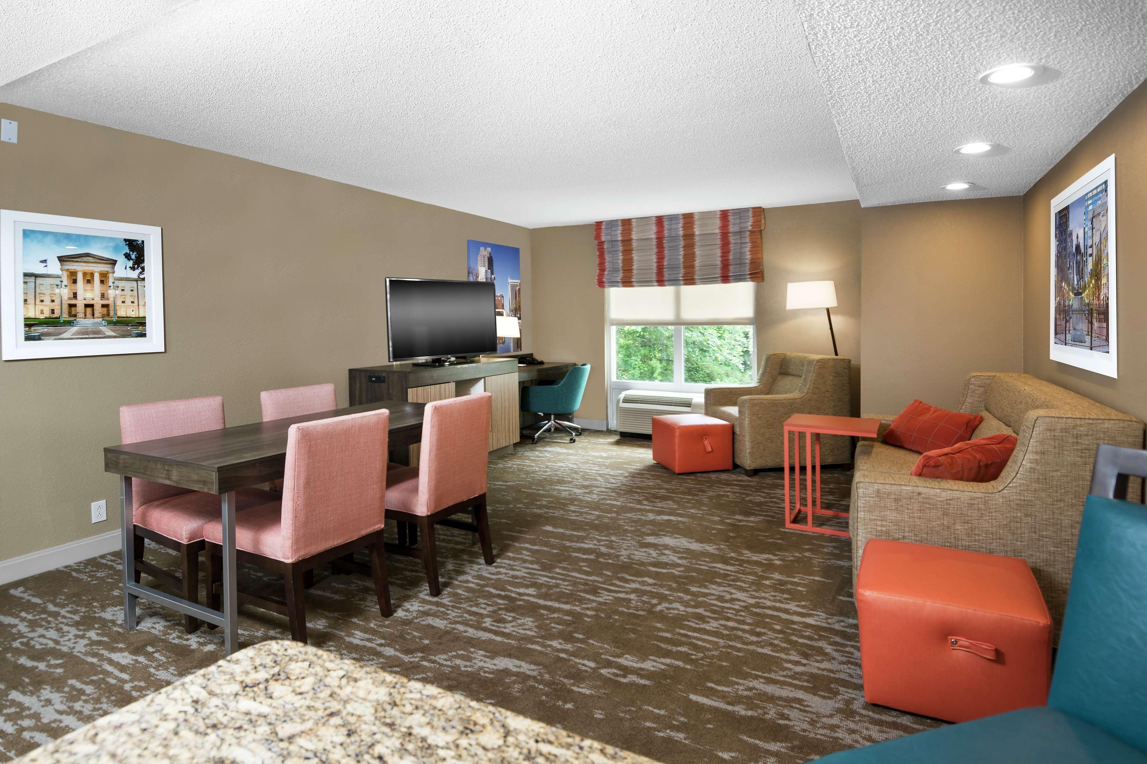 Hampton Inn & Suites Raleigh Cary Lenovo Center Exteriér fotografie