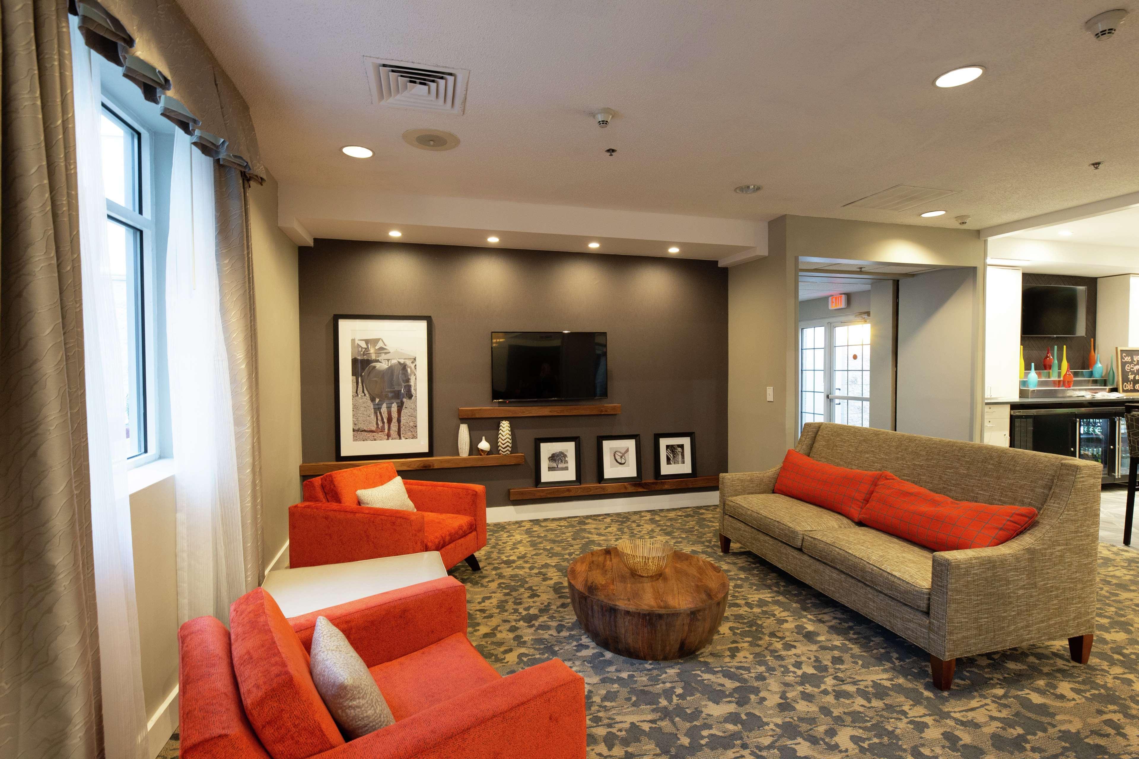Hampton Inn & Suites Raleigh Cary Lenovo Center Exteriér fotografie