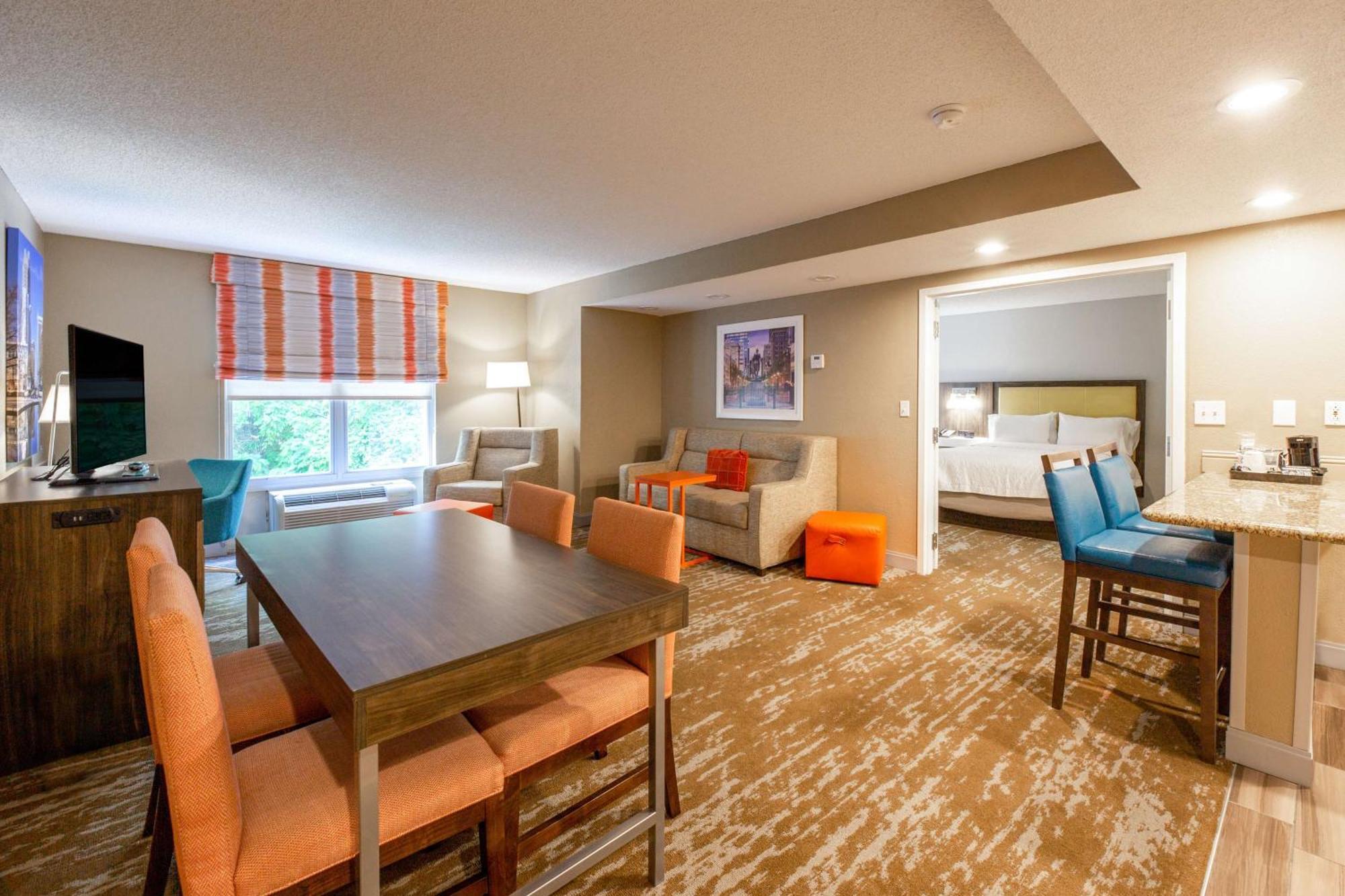 Hampton Inn & Suites Raleigh Cary Lenovo Center Exteriér fotografie