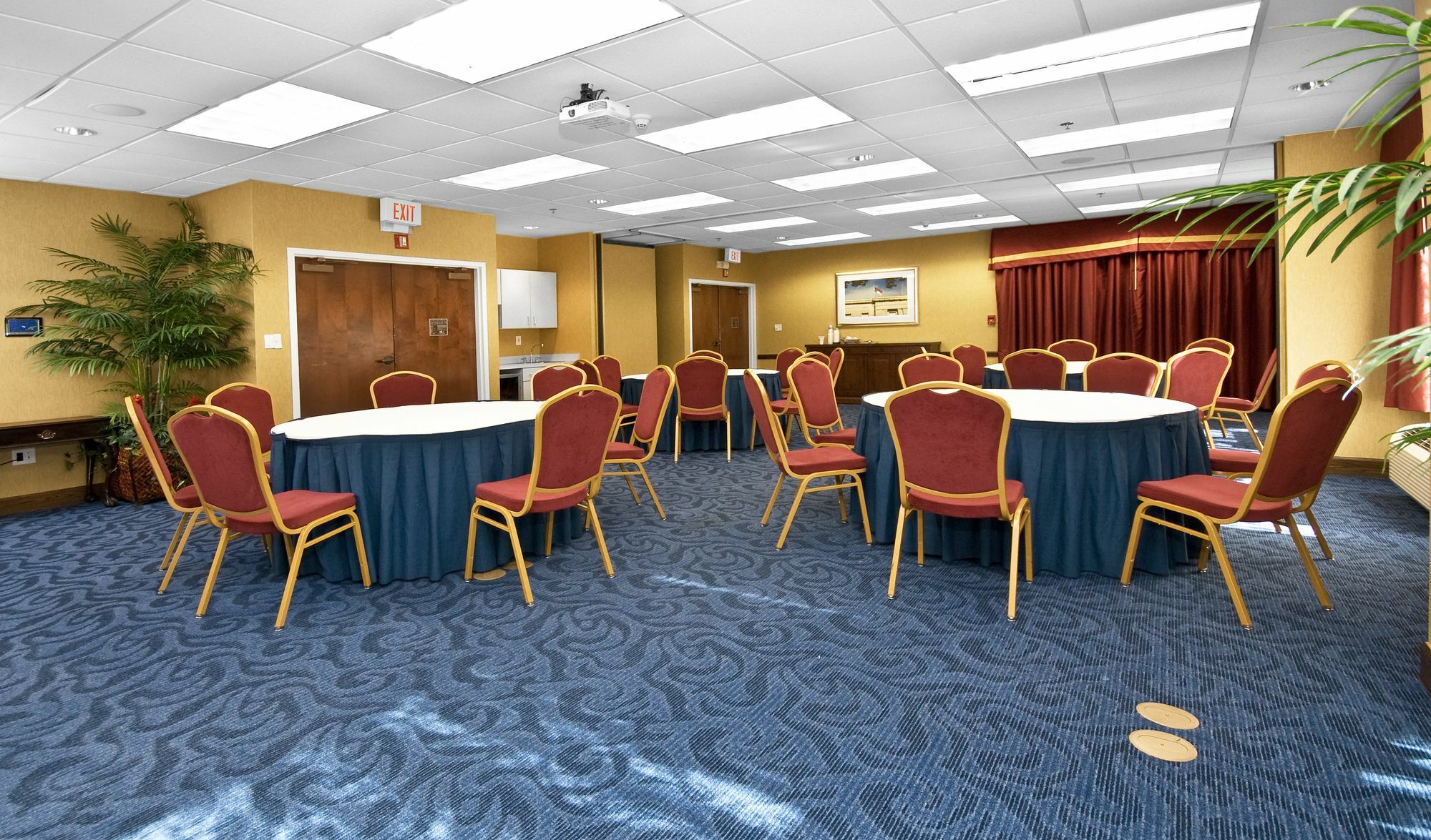 Hampton Inn & Suites Raleigh Cary Lenovo Center Obchodní fotografie